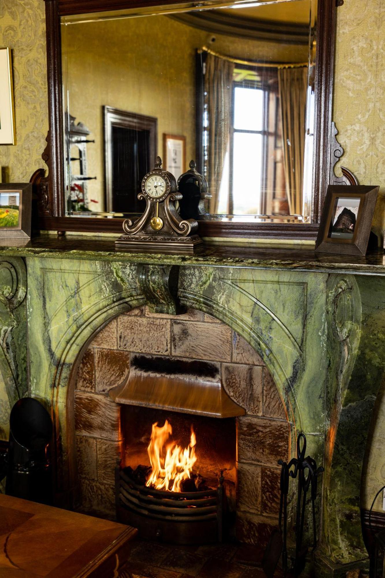 Ballinalacken Castle Country House Hotel Doolin Εξωτερικό φωτογραφία